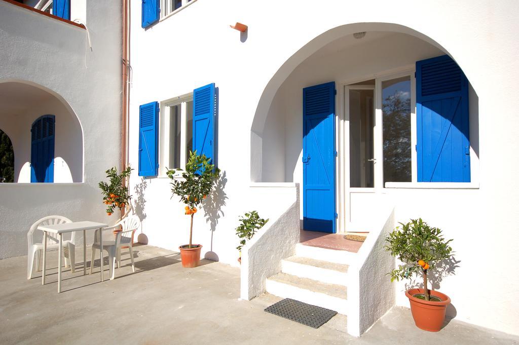 Apartament Casa Balena Bianca Lacona Zewnętrze zdjęcie